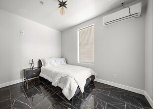 1009 8th St in Galveston, TX - Building Photo - Building Photo