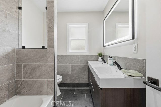 9233 Swinton Ave in Los Angeles, CA - Building Photo - Building Photo