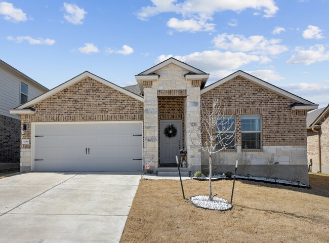 property at 3885 Lorenzen Ct