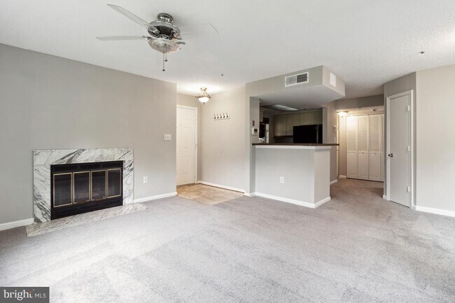 10531 Beacon Ridge Dr-Unit -13-101 in Bowie, MD - Building Photo - Building Photo