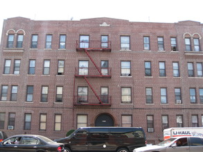 2818 Foster Ave in Brooklyn, NY - Foto de edificio - Building Photo