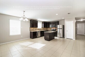 1717 Gayla Creek Dr in Little Elm, TX - Building Photo - Building Photo