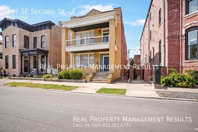 307 SE 2nd St in Evansville, IN - Building Photo - Building Photo