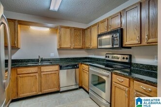 2515 Veterans Memorial Pkwy in Tuscaloosa, AL - Foto de edificio - Building Photo