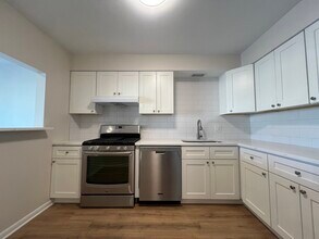 1279 Harding Ave in Des Plaines, IL - Building Photo - Building Photo