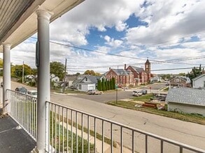 1629 Prescott St in Dubuque, IA - Building Photo - Building Photo
