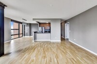 1160 S Michigan Ave, Unit 2201 in Chicago, IL - Building Photo - Building Photo