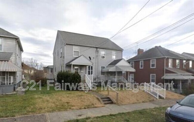 920 Vankirk St in Clairton, PA - Building Photo - Building Photo