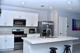 1828 Katz Crossing Dr in Kissimmee, FL - Building Photo - Building Photo