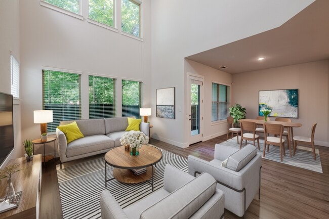 Echelon at Reverchon Bluffs in Dallas, TX - Foto de edificio - Building Photo