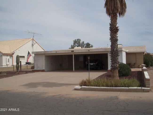 14025 S Rosemont Rd in Arizona City, AZ - Building Photo - Building Photo