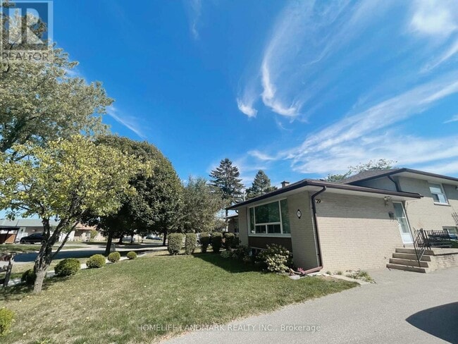 79 Milford Haven Dr in Toronto, ON - Building Photo - Building Photo