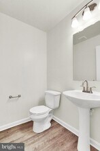 133 Cypress Ln in Hanover, PA - Building Photo - Building Photo