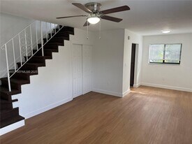 180 NE 71st St in Miami, FL - Building Photo