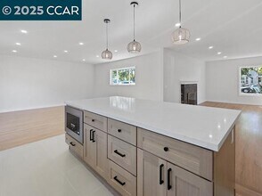 3288 Hudson Ave in Walnut Creek, CA - Building Photo - Building Photo