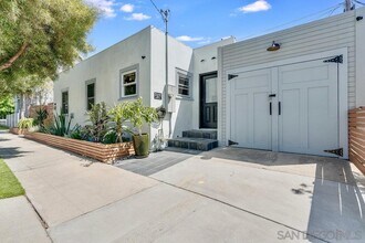 818 7th St in Coronado, CA - Building Photo - Building Photo