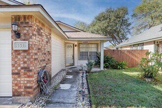 15531 Knollglade in San Antonio, TX - Building Photo - Building Photo
