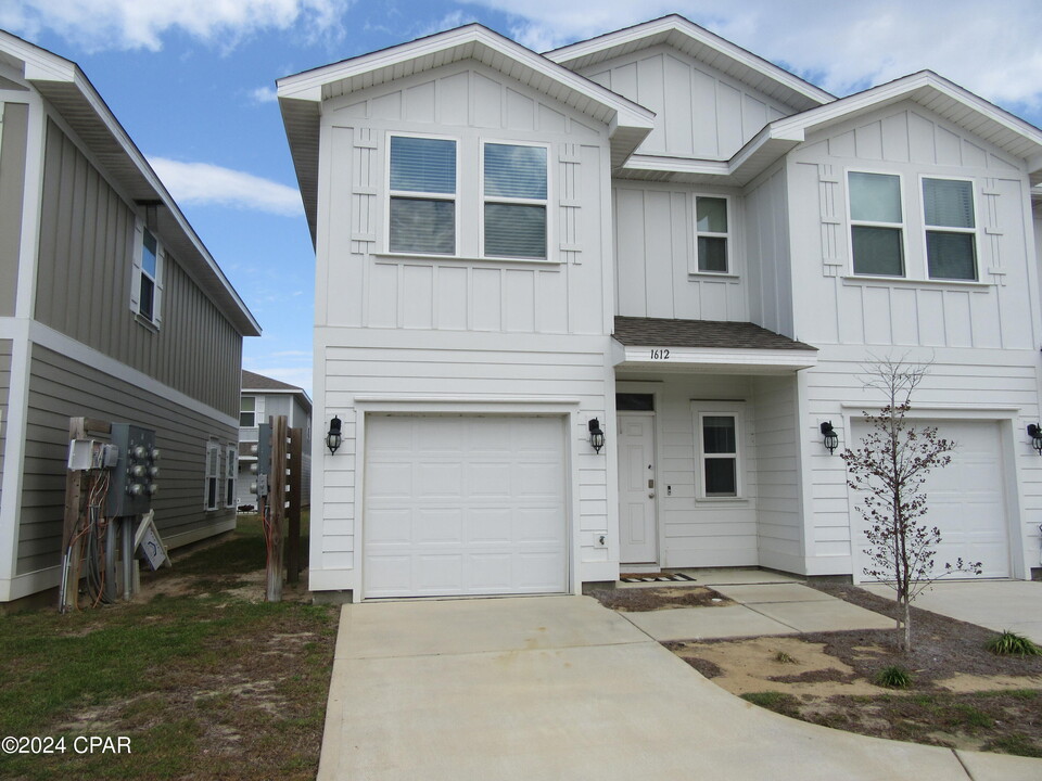 1612 Caleigh Ct in Lynn Haven, FL - Building Photo