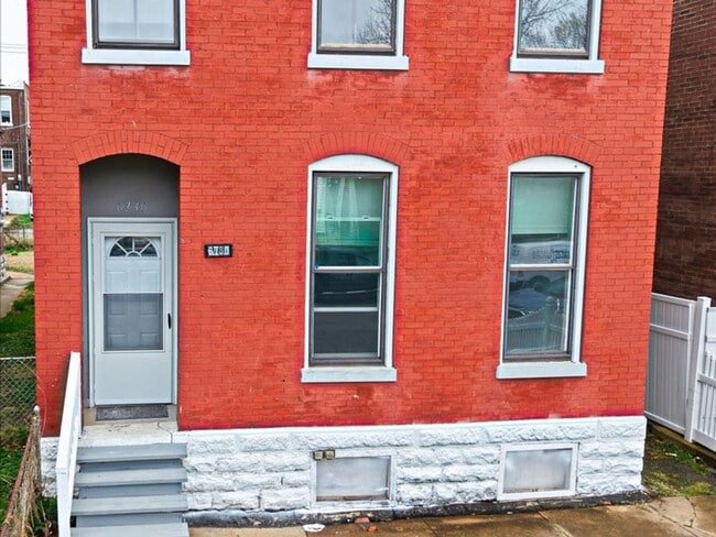 property at 6730 Vermont Ave