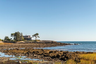 7 Point Rd in Cape Elizabeth, ME - Building Photo - Building Photo