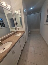 14 Lawson Dr in Feasterville-Trevose, PA - Building Photo - Building Photo