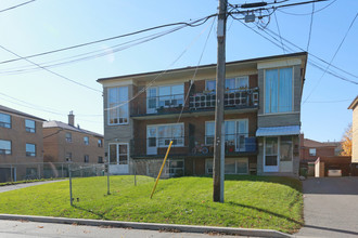 245-247 Pannahill Rd in Toronto, ON - Building Photo - Building Photo