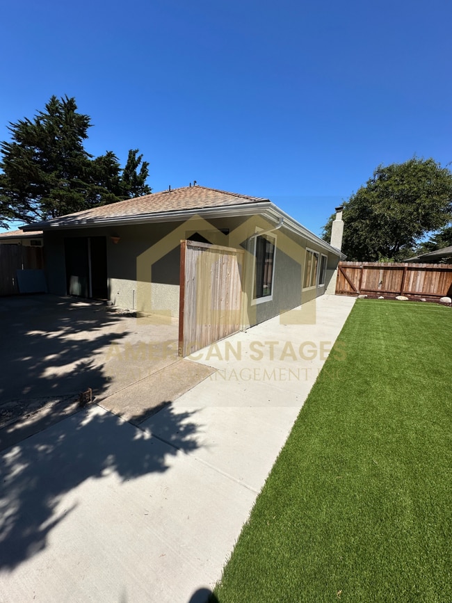 515 Newport Dr in Lompoc, CA - Building Photo - Building Photo