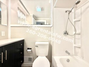 3209 Fairfield Ave in Fort Wayne, IN - Building Photo - Building Photo