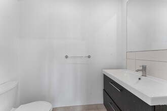 2632 Modugno Rue in St. Laurent, QC - Building Photo - Building Photo