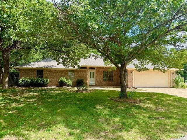 property at 3906 Cimmaron Trail