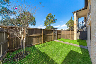 Aspen Forest Apartment Homes in Houston, TX - Building Photo - Building Photo