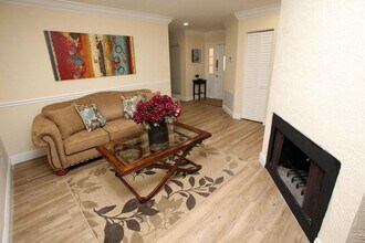 67 Balfour Rd E in Palm Beach Gardens, FL - Building Photo - Building Photo