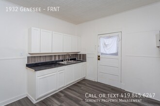 1932 Genesee St-Unit -FRNT in Toledo, OH - Building Photo - Building Photo