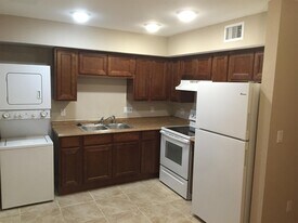 20 Elton St in Melbourne, FL - Building Photo