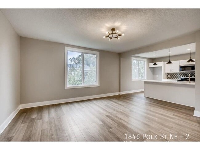 1846 Polk St NE in Minneapolis, MN - Building Photo - Building Photo