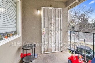 7877 Sayonara Dr in Citrus Heights, CA - Building Photo - Building Photo