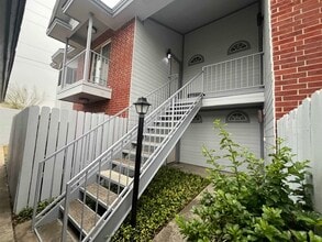 1205 International Blvd in Laredo, TX - Building Photo - Building Photo