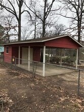 1000 Holiday Dr in Tool, TX - Building Photo - Building Photo