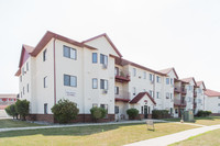 4902 Apartments in Fargo, ND - Foto de edificio - Building Photo