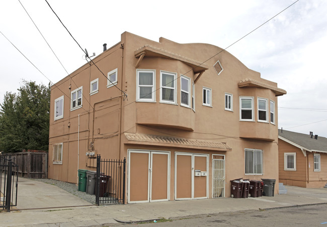 7216 Orral Ave in Oakland, CA - Building Photo - Building Photo