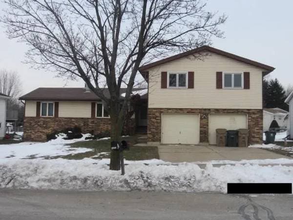 property at 1230 S Thompson Dr