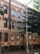1876 Putnam Ave in Ridgewood, NY - Building Photo