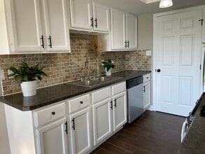 16414 Brementowne Rd in Tinley Park, IL - Building Photo - Building Photo