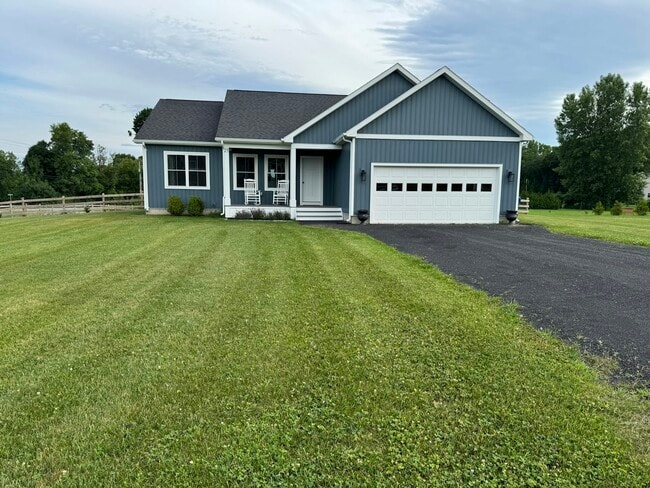 property at 21 Dubuque Dr