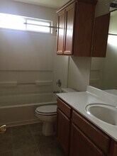 7202 Norman Ln in San Antonio, TX - Building Photo - Building Photo