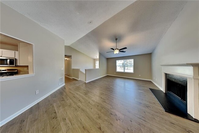 4783 Lake Park Terrace in Acworth, GA - Building Photo - Building Photo