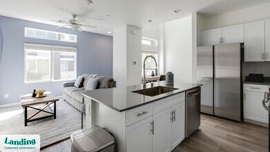 2705 N Rancho Dr in Las Vegas, NV - Building Photo - Building Photo