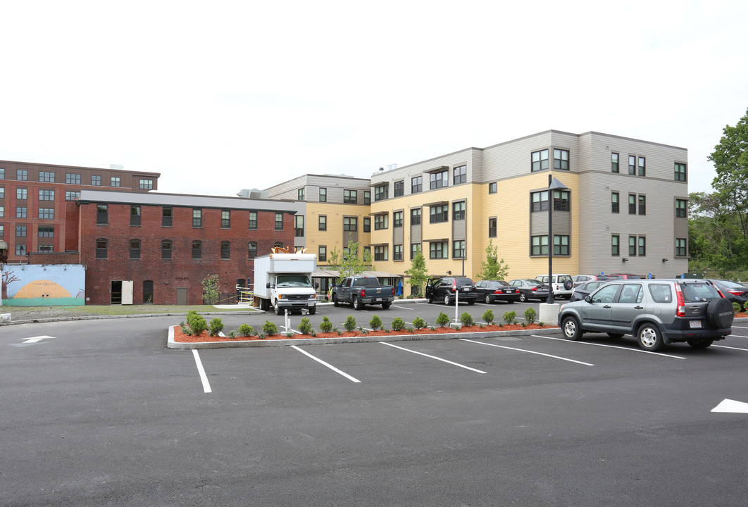 Jackson Commons II in Roxbury, MA - Foto de edificio