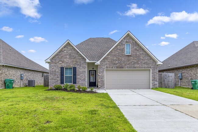 property at 1834 Poeyfarre Dr