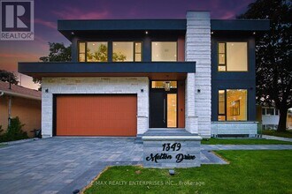 1349 Melton Dr in Mississauga, ON - Building Photo - Building Photo